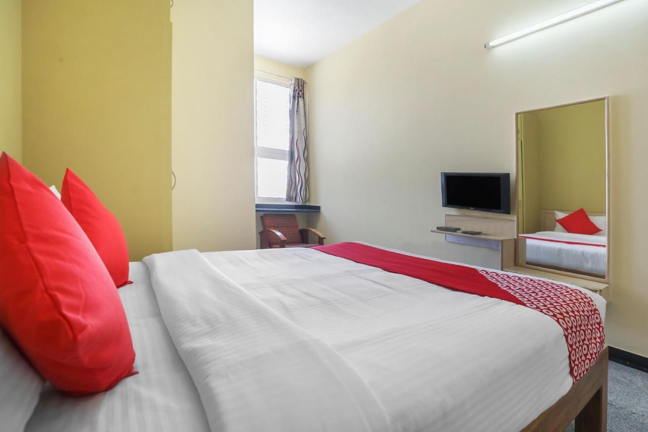 Flagship Hotel Ss Grand Honganoor Bagian luar foto